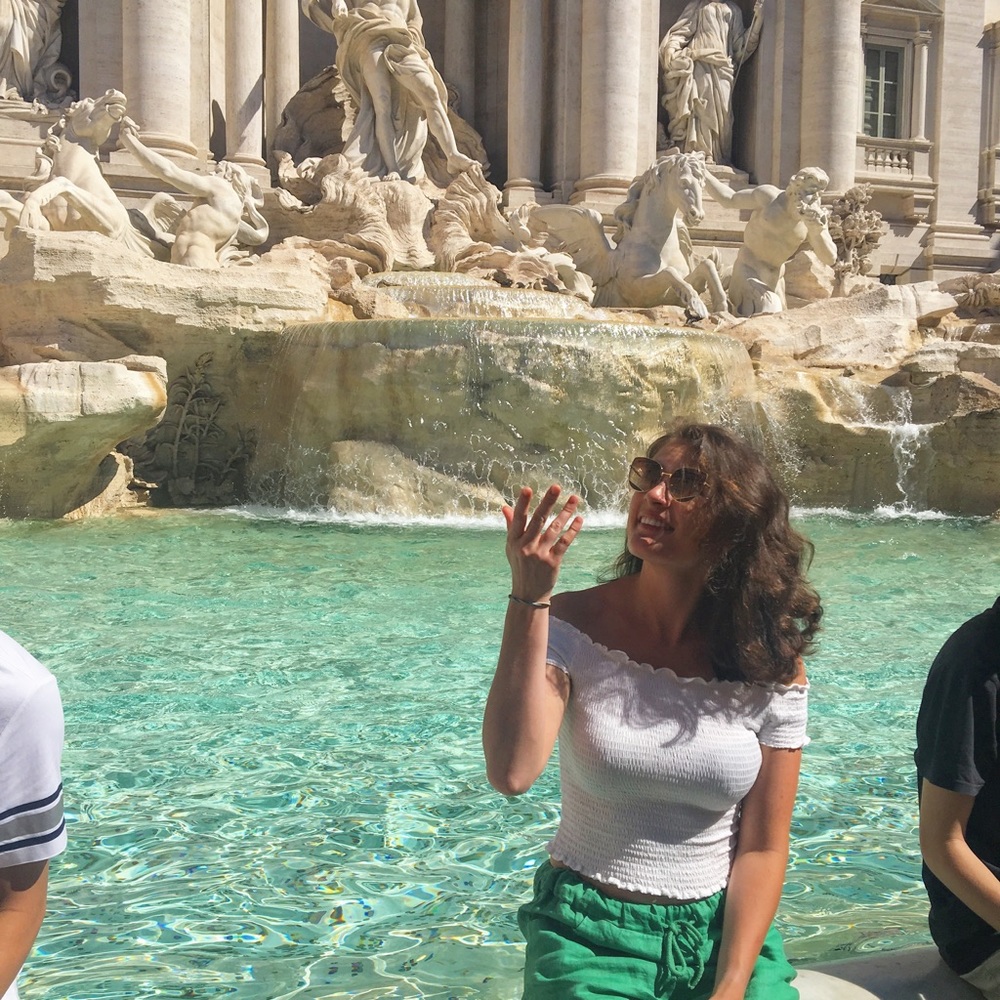 Meet your Posher, Melissa
